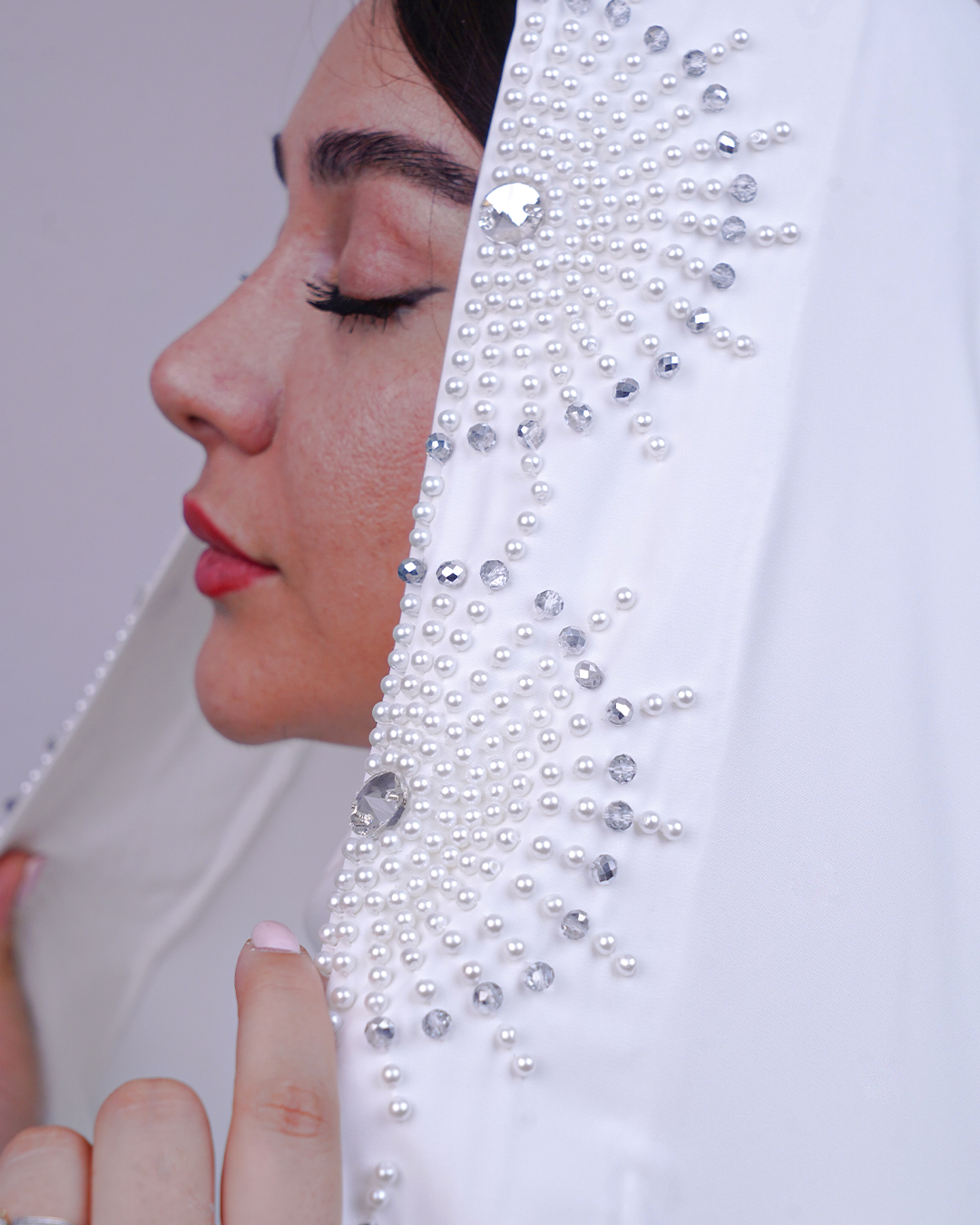 چادر و روسری عروس مدل خورشید